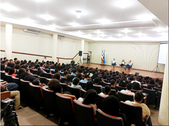 OSB REALIZA DEBATES COM ALUNOS DA 9ª SÉRIE DO ENSINO FUNDAMENTAL